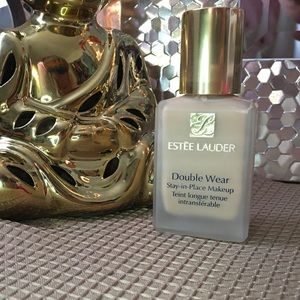Estee Lauder Double Wear Foundation